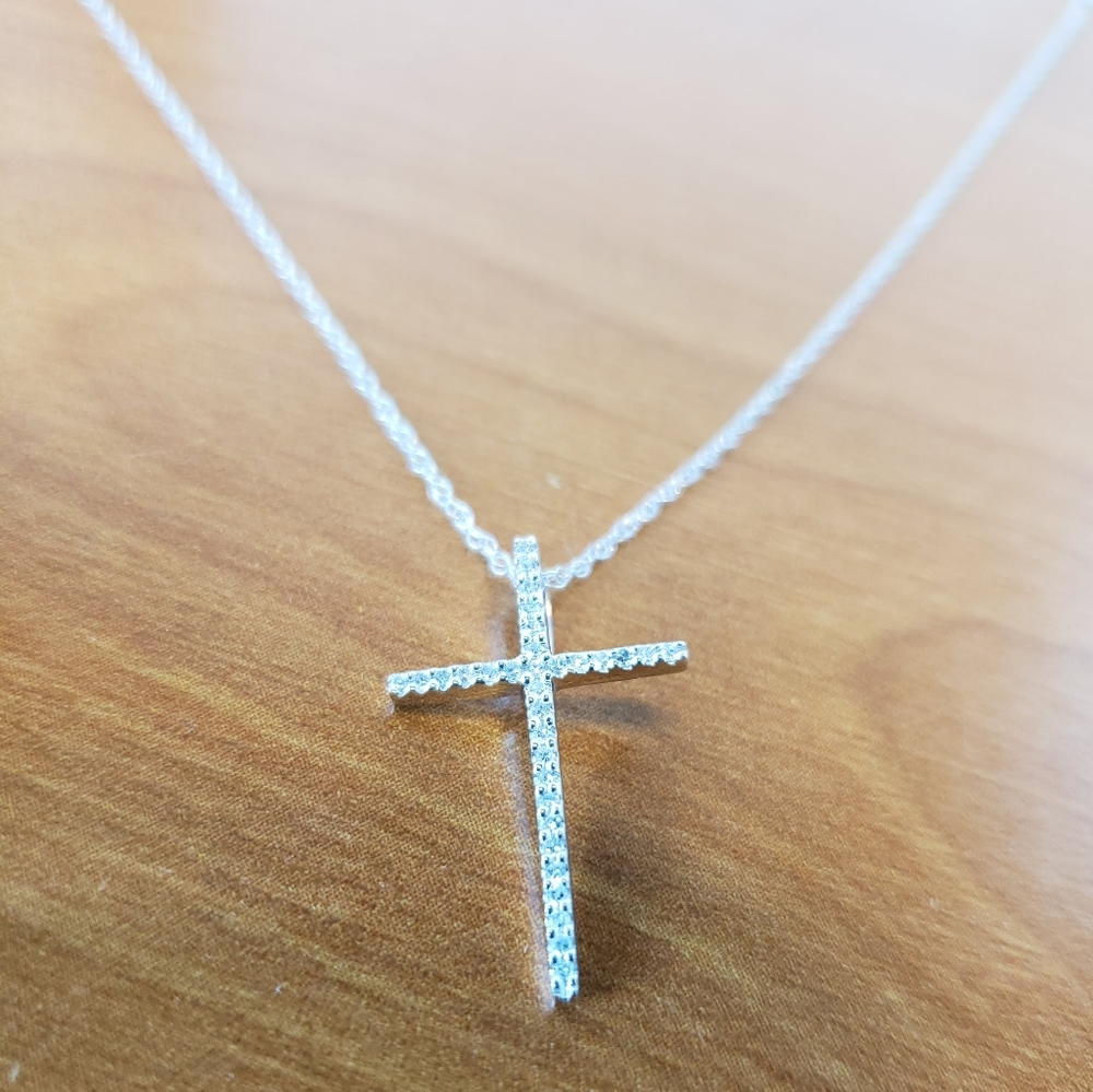 14k gold diamond cross necklace